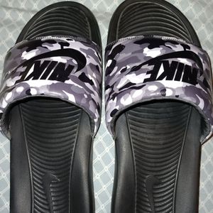 Nike camo sandals